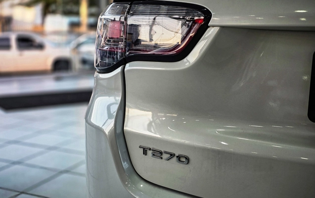 imagem-https://www.socarrao.com.br/sc-vehicle-images-prod/1028950/1777060429430-MDA3LmpwZw.jpg