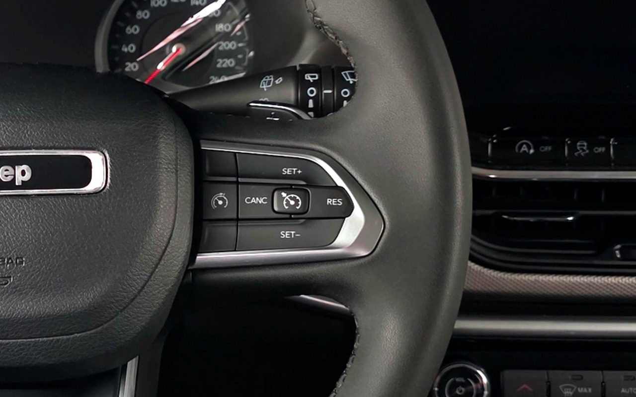 imagem-https://www.socarrao.com.br/sc-vehicle-images-prod/1028950/1777060429845-MDEyLmpwZw.jpg
