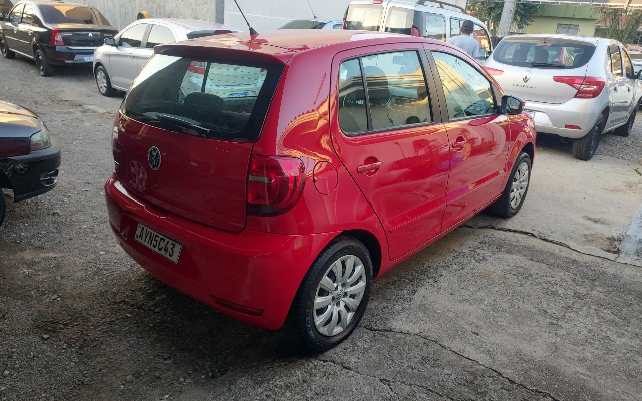 imagem-https://www.socarrao.com.br/sc-vehicle-images-prod/1029152/1777063353852-SU1HXzIwMjYwNDI0XzE3MjIyMjI1OF9IRFIuanBn.jpg