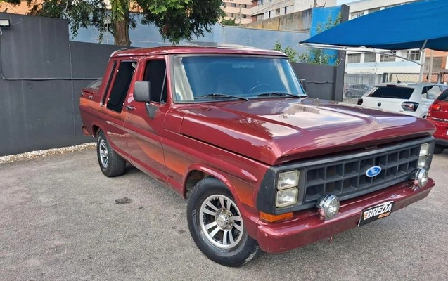 imagem-https://www.socarrao.com.br/sc-vehicle-images-prod/1029190/1788542310334-8021459_13_B_748ff99321.jpeg