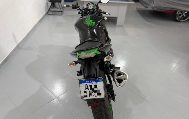 imagem-https://www.socarrao.com.br/sc-vehicle-images-prod/1029766/1789592202034-8026706_4_B_60c0ab6b6c.jpeg