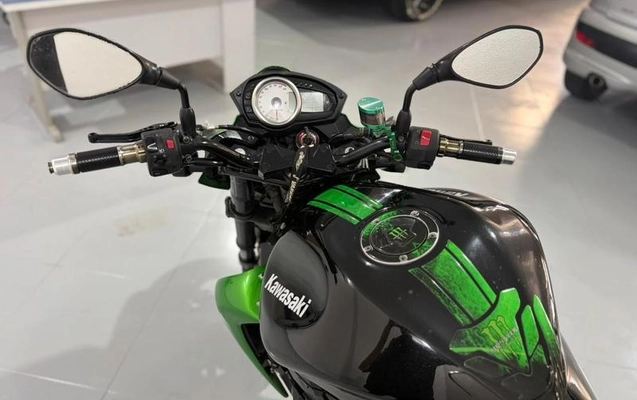 imagem-https://www.socarrao.com.br/sc-vehicle-images-prod/1029766/1789592202038-8026706_7_B_3dc39f27b0.jpeg