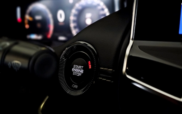 imagem-https://www.socarrao.com.br/sc-vehicle-images-prod/1029783/1789561520942-qS1ocLxgLbuxsVsmLIs99DzTJD3MR6iG.jpg