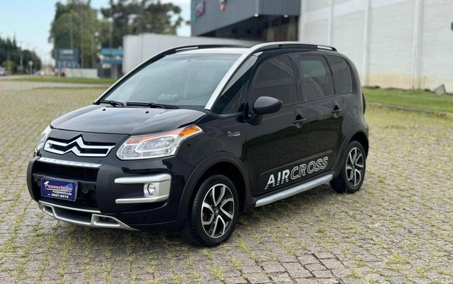 imagem-https://www.socarrao.com.br/sc-vehicle-images-prod/1029870/1788011719208-7648465_0_B_79e7ca1531.jpeg
