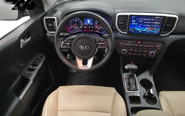 imagem-https://www.socarrao.com.br/sc-vehicle-images-prod/1029974/1788360168683-e3979c14c9104c1a86e0b99959fa356a_1777123863872.jpg