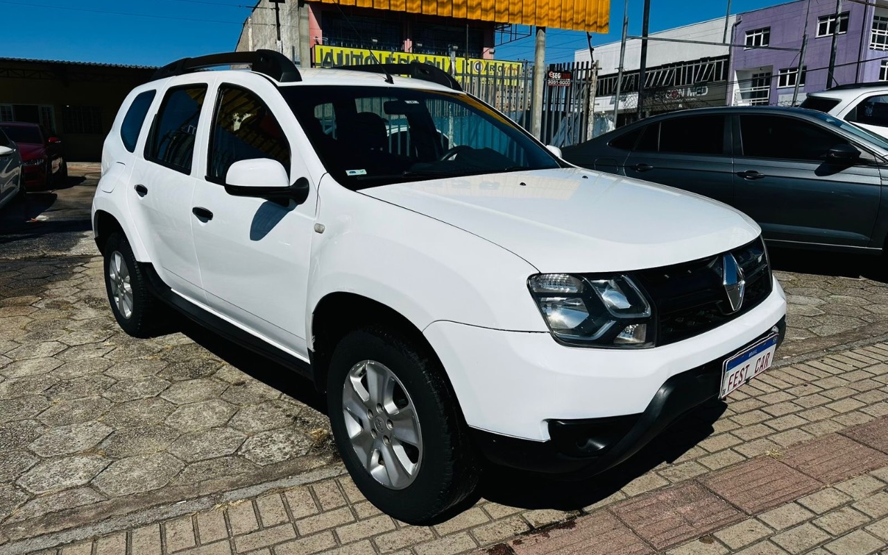 Renault Duster Expression 1.6 Hi-Flex 16V Mec. na cor Branco em Pinhais / PR - 1029977