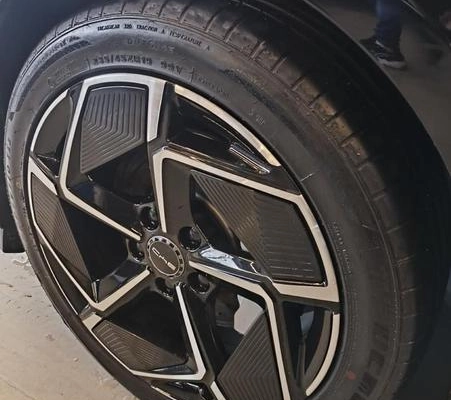imagem-https://www.socarrao.com.br/sc-vehicle-images-prod/1030012/1784297343918-7966768_13_B_2bbe948ee6.jpeg