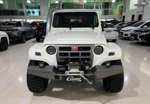 Troller T-4 2014 Branco — foto 1 de 3