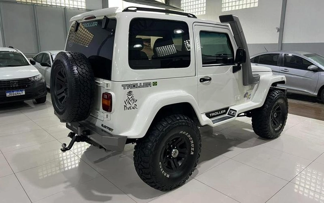 imagem-https://www.socarrao.com.br/sc-vehicle-images-prod/1030019/1786467809059-7940427_1_B_a530815136.jpeg