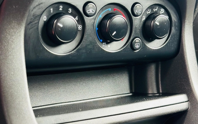 imagem-https://www.socarrao.com.br/sc-vehicle-images-prod/1030047/1789472248223-gb-71e02e0.jpeg