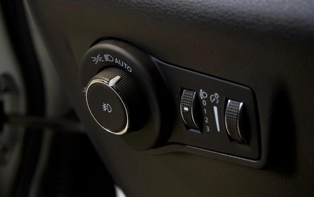 imagem-https://www.socarrao.com.br/sc-vehicle-images-prod/1030071/1790024385381-8014697_0_B_d411db9d97.jpeg
