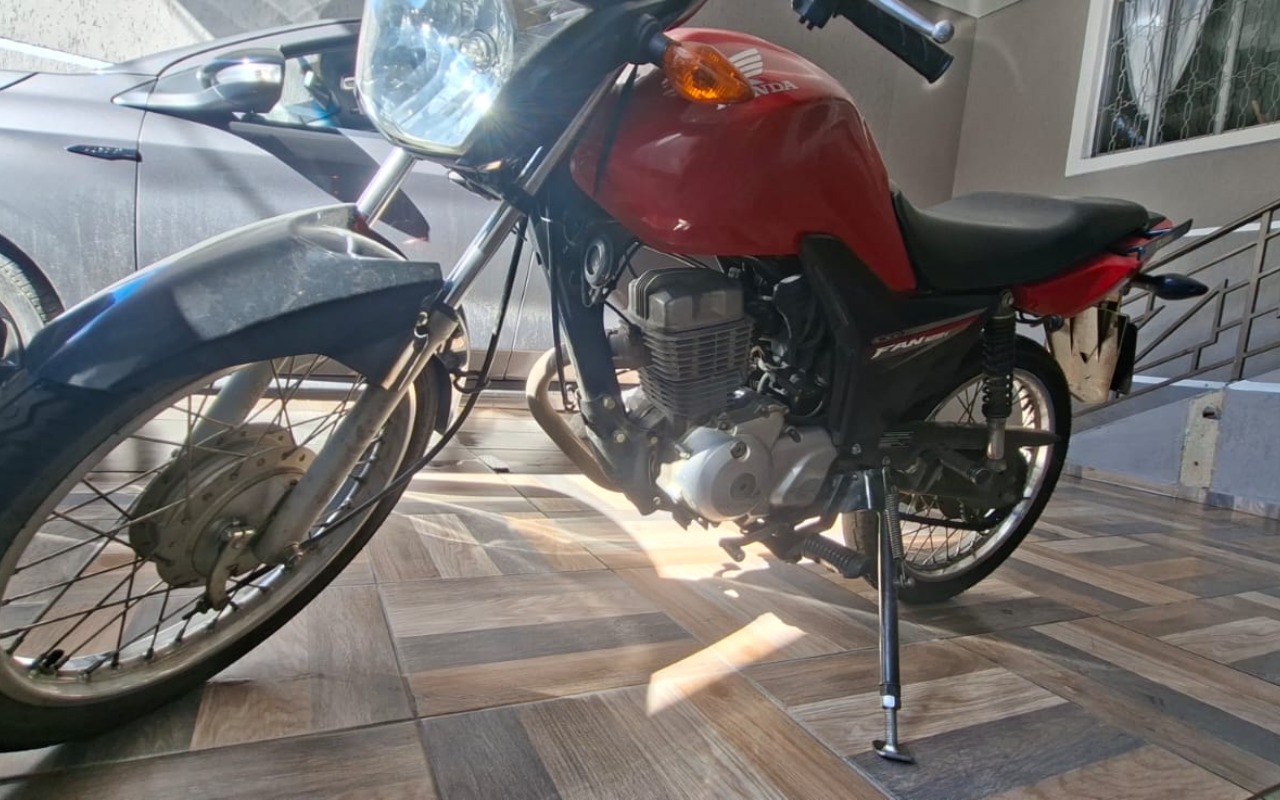 imagem-https://www.socarrao.com.br/sc-vehicle-images-prod/1030075/1777331962383-SU1HLTIwMjYwNDIzLVdBMDAyNi5qcGc.jpg