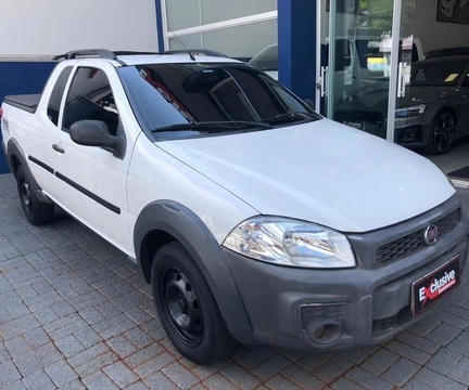 Fiat Strada 2015 Branco — foto 1 de 3