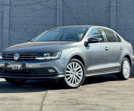 Volkswagen Jetta 2018 Cinza — foto 1 de 3