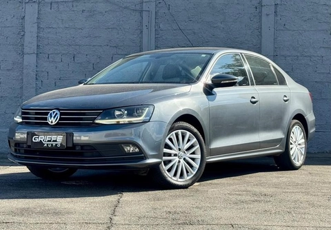 Volkswagen Jetta 2018 Cinza — foto 1 de 3