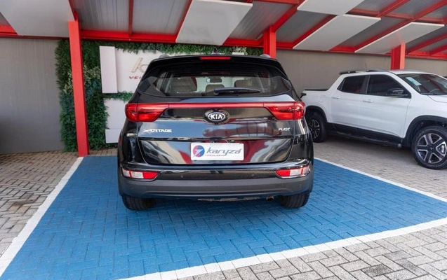 imagem-https://www.socarrao.com.br/sc-vehicle-images-prod/1030329/1788977429501-8028443_3_B_f819236b99.jpeg