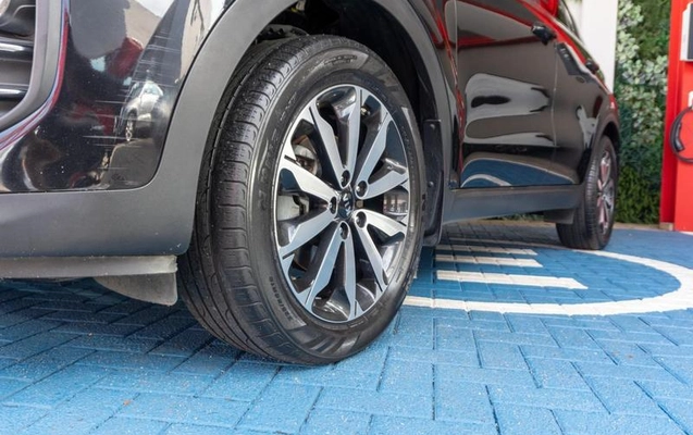 imagem-https://www.socarrao.com.br/sc-vehicle-images-prod/1030329/1788977429510-8028443_6_B_58e0565957.jpeg