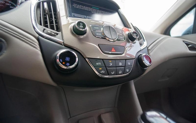 imagem-https://www.socarrao.com.br/sc-vehicle-images-prod/1030329/1788977429521-8028443_15_B_a1363c1a51.jpeg
