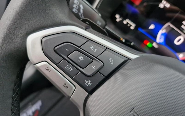 imagem-https://www.socarrao.com.br/sc-vehicle-images-prod/1030336/1789493650011-8017047_7_B_94a22ab83d.jpeg