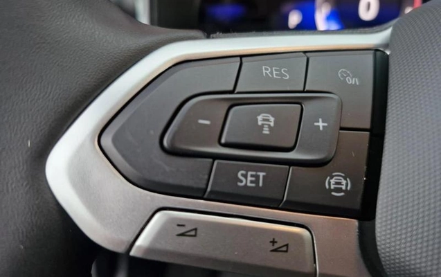 imagem-https://www.socarrao.com.br/sc-vehicle-images-prod/1030336/1789493650011-8017047_8_B_19a971c42f.jpeg