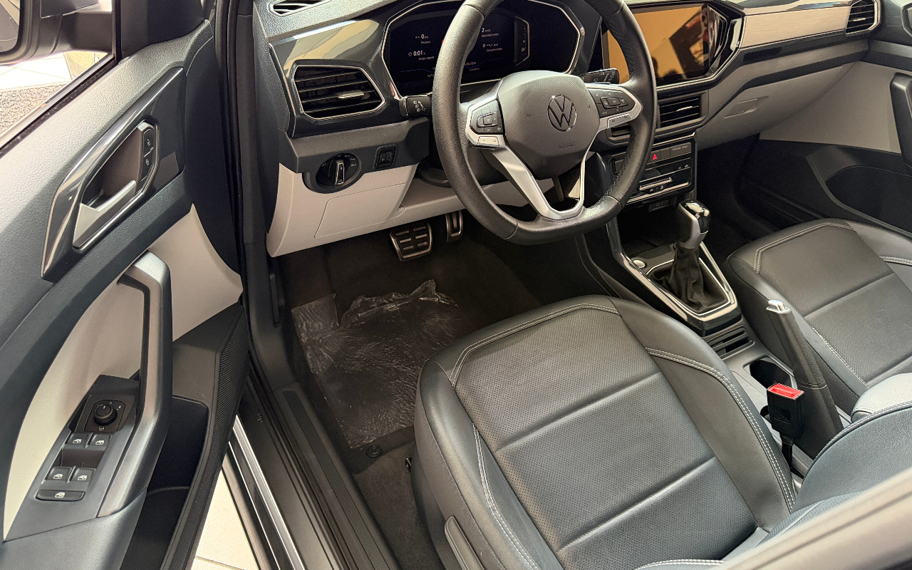imagem-https://www.socarrao.com.br/sc-vehicle-images-prod/1030810/1777145418928-MjAyNjA0MjVfMTgyNTM1NzY3X2lPUy5qcGc.jpg