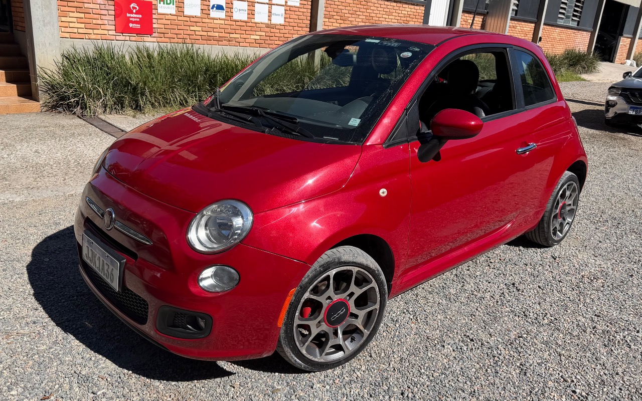 Fiat 500 Sport Air 1.4 16V/1.4 Flex 16V Aut. na cor Vermelho em Pinhais / PR - 1031681