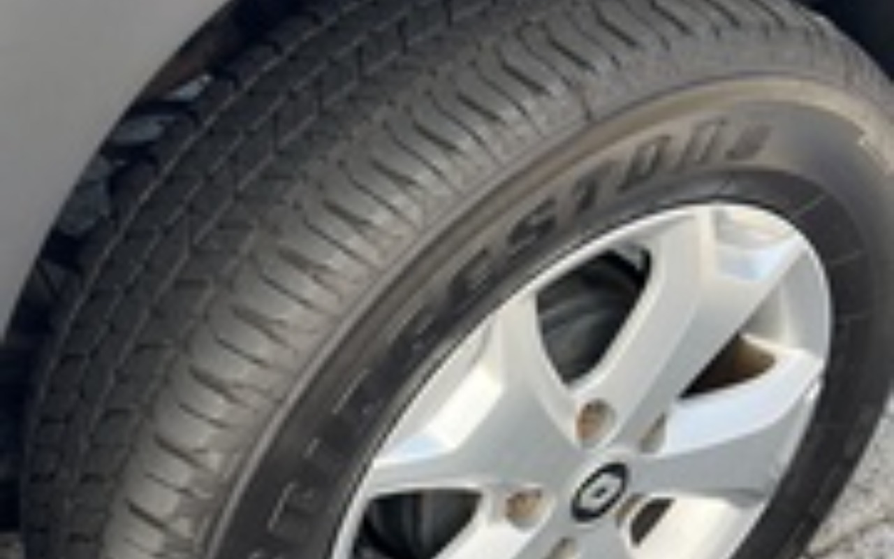 imagem-https://www.socarrao.com.br/sc-vehicle-images-prod/1032074/1777294056667-OTAzQjYxODctMTIzNC00MTk4LUEzNkYtREIwNjI0QTkwMUUyLkpQRw.JPG
