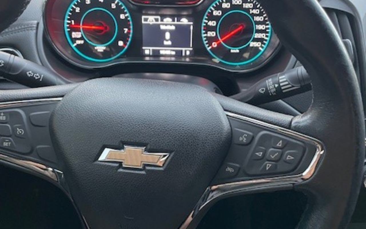 imagem-https://www.socarrao.com.br/sc-vehicle-images-prod/1032169/1777296285609-MTQuanBn.jpg