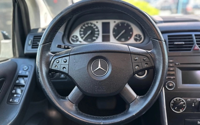 imagem-https://www.socarrao.com.br/sc-vehicle-images-prod/1032259/1777297139129-6_100203.jpg
