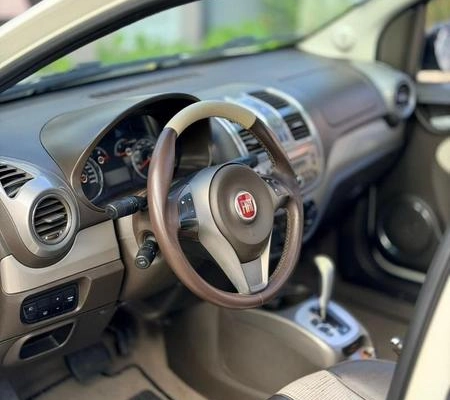 imagem-https://www.socarrao.com.br/sc-vehicle-images-prod/1032349/1789399973609-8021684_7_B_8f1f2db5ec.jpeg