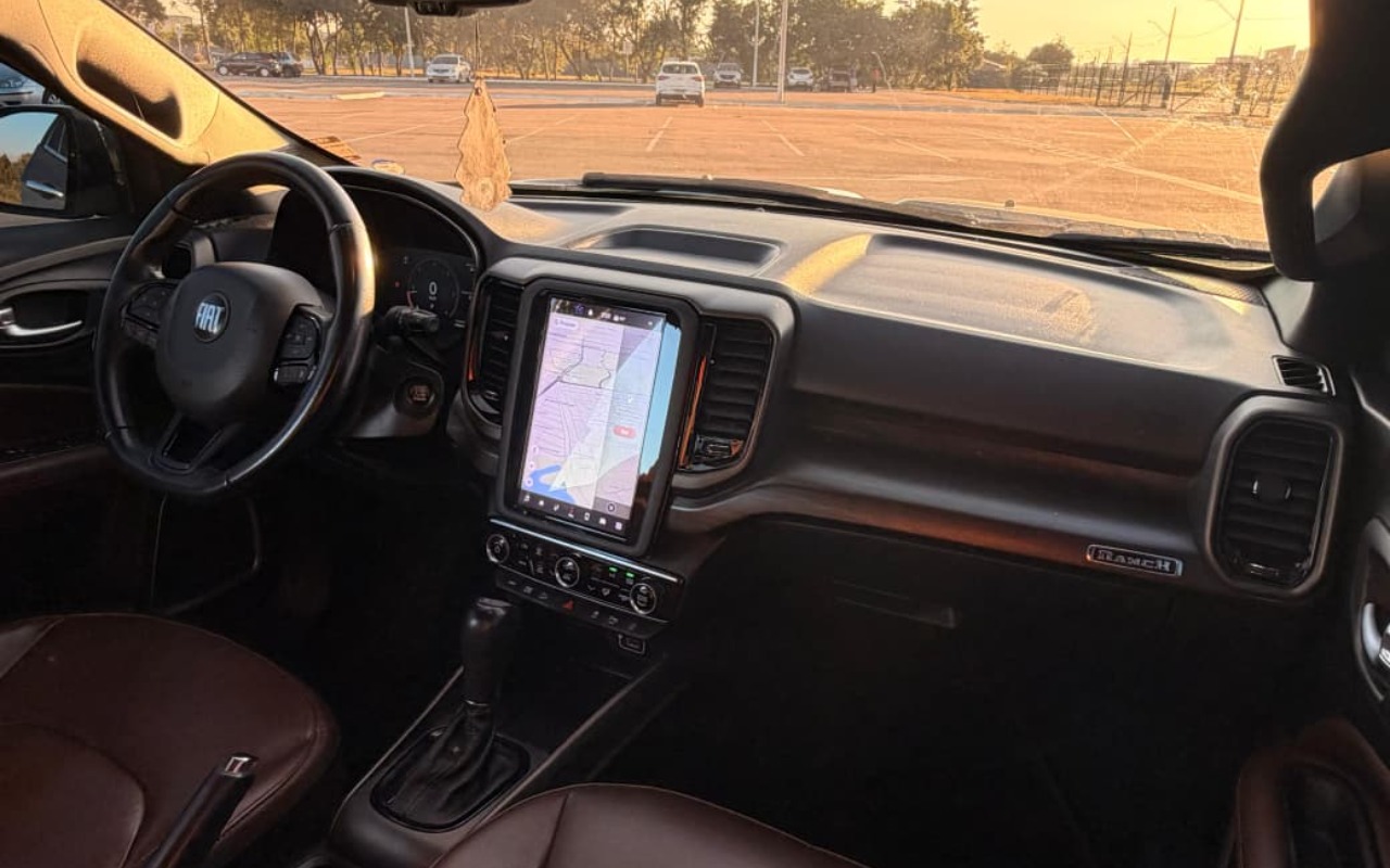 imagem-https://www.socarrao.com.br/sc-vehicle-images-prod/1032392/1777298559791-V2hhdHNBcHAgSW1hZ2UgMjAyNi0wNC0yNSBhdCAxMi4yNi4xNSAoMikuanBlZw.jpeg
