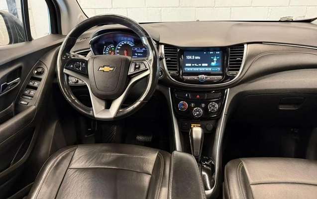 imagem-https://www.socarrao.com.br/sc-vehicle-images-prod/1032578/1777303181190-8004785_8_B_9a0f3c367b.jpeg
