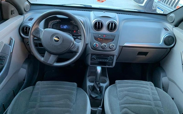 imagem-https://www.socarrao.com.br/sc-vehicle-images-prod/1032657/1785425404618-8031401_0_B_6c572820e6.jpeg
