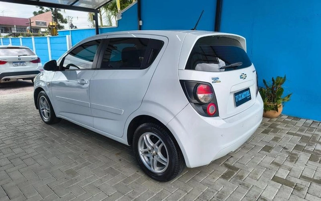 imagem-https://www.socarrao.com.br/sc-vehicle-images-prod/1032661/1782481833776-8027757_12_B_a91e688986.jpeg