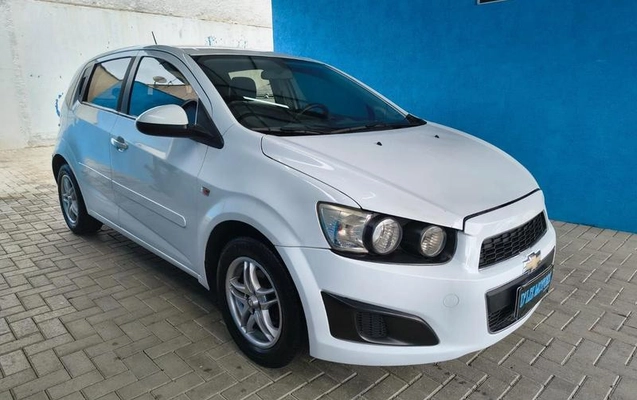 imagem-https://www.socarrao.com.br/sc-vehicle-images-prod/1032661/1782481833776-8027757_15_B_0312a94956.jpeg