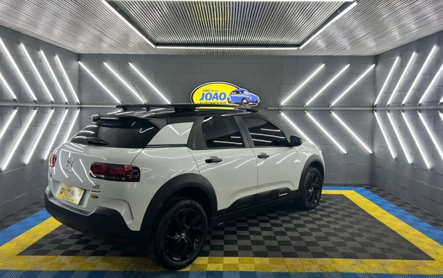 imagem-https://www.socarrao.com.br/sc-vehicle-images-prod/1032859/1784570659608-gb-f51bd9b.jpeg