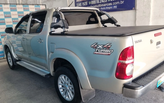 imagem-https://www.socarrao.com.br/sc-vehicle-images-prod/1032885/1777309189930-SW1hZ2VtIGRvIFdoYXRzQXBwIGRlIDIwMjUtMTAtMTMgw6AocykgMTUuMzYuMDhfZGJhYmZiNjUuanBn.jpg
