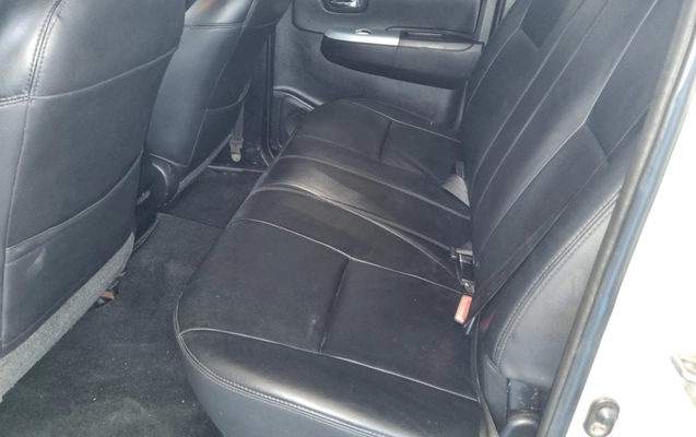 imagem-https://www.socarrao.com.br/sc-vehicle-images-prod/1032885/1777309190025-SW1hZ2VtIGRvIFdoYXRzQXBwIGRlIDIwMjUtMTAtMTMgw6AocykgMTUuMzcuMTFfZDYxNTNmZTkuanBn.jpg