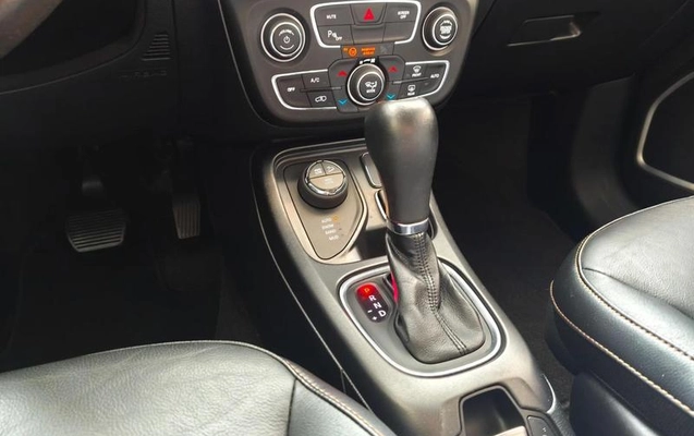 imagem-https://www.socarrao.com.br/sc-vehicle-images-prod/1033369/1787167239489-8032654_9_B_75a7c56a35.jpeg