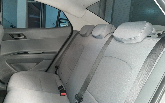imagem-https://www.socarrao.com.br/sc-vehicle-images-prod/1033378/1777331503995-OS5qcGc.jpg