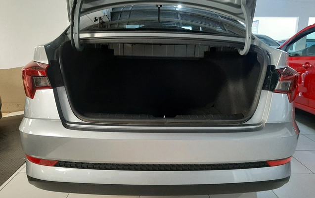 imagem-https://www.socarrao.com.br/sc-vehicle-images-prod/1033378/1777331504098-MTEuanBn.jpg