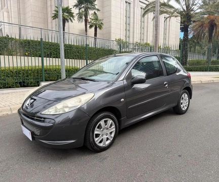 Peugeot 207 XR 1.4 Flex 8V 3p 2013 Cinza — foto 1 de 3