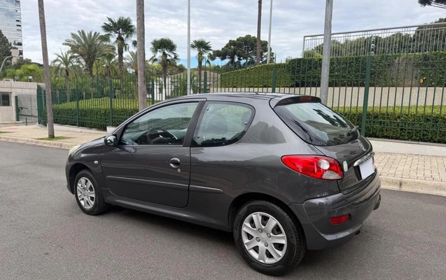imagem-https://www.socarrao.com.br/sc-vehicle-images-prod/1033607/1789158963884-8015353_9_B_6ffeb357a3.jpeg