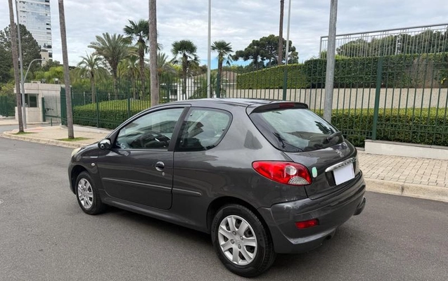 imagem-https://www.socarrao.com.br/sc-vehicle-images-prod/1033607/1789158963886-8015353_10_B_db81b37c29.jpeg