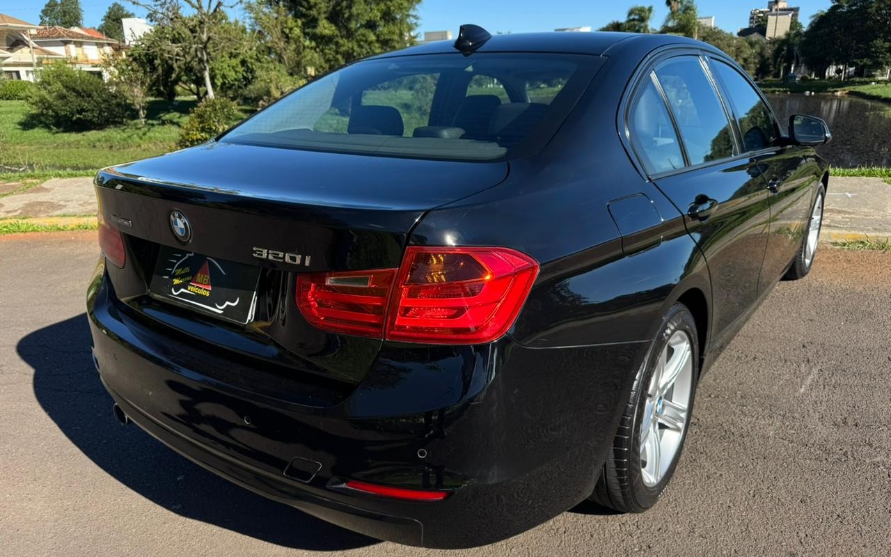 imagem-https://www.socarrao.com.br/sc-vehicle-images-prod/1033649/1777320034775-V2hhdHNBcHAgSW1hZ2UgMjAyNi0wNC0yNyBhdCAxNi4wNi4yNCAoNCkuanBlZw.jpeg