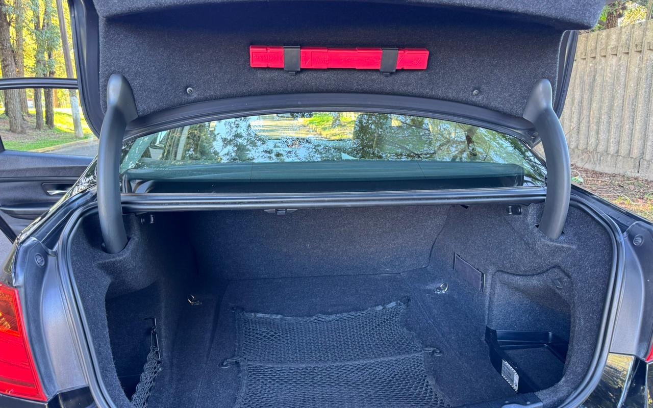 imagem-https://www.socarrao.com.br/sc-vehicle-images-prod/1033649/1777320035290-V2hhdHNBcHAgSW1hZ2UgMjAyNi0wNC0yNyBhdCAxNi4wNi4yNiAoMikuanBlZw.jpeg