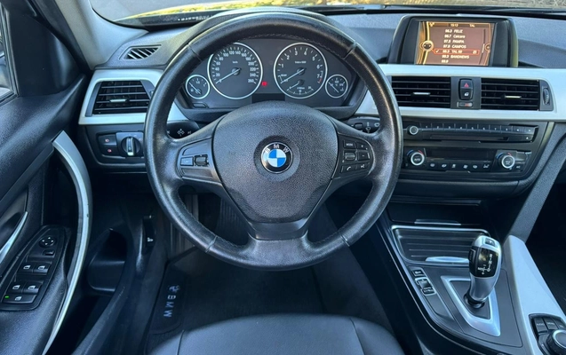 imagem-https://www.socarrao.com.br/sc-vehicle-images-prod/1033649/1777320036110-V2hhdHNBcHAgSW1hZ2UgMjAyNi0wNC0yNyBhdCAxNi4wNi4yNi5qcGVn.jpeg