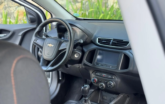 imagem-https://www.socarrao.com.br/sc-vehicle-images-prod/1033793/1777321012555-003_3590687e5e03a40697b02ff7c9249dec.jpeg