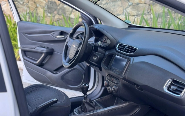 imagem-https://www.socarrao.com.br/sc-vehicle-images-prod/1033793/1777321012560-003_631a159957c637eb66b3a44fa4f67214.jpeg