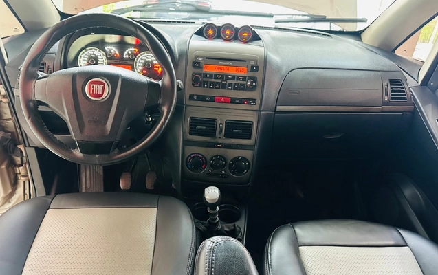imagem-https://www.socarrao.com.br/sc-vehicle-images-prod/1034143/1777322292364-NDhpLmpwZw.jpg